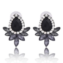 Load image into Gallery viewer, Crystal Drop Earrings