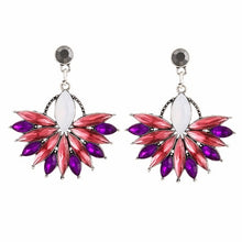 Load image into Gallery viewer, Flower Crystal Earrings